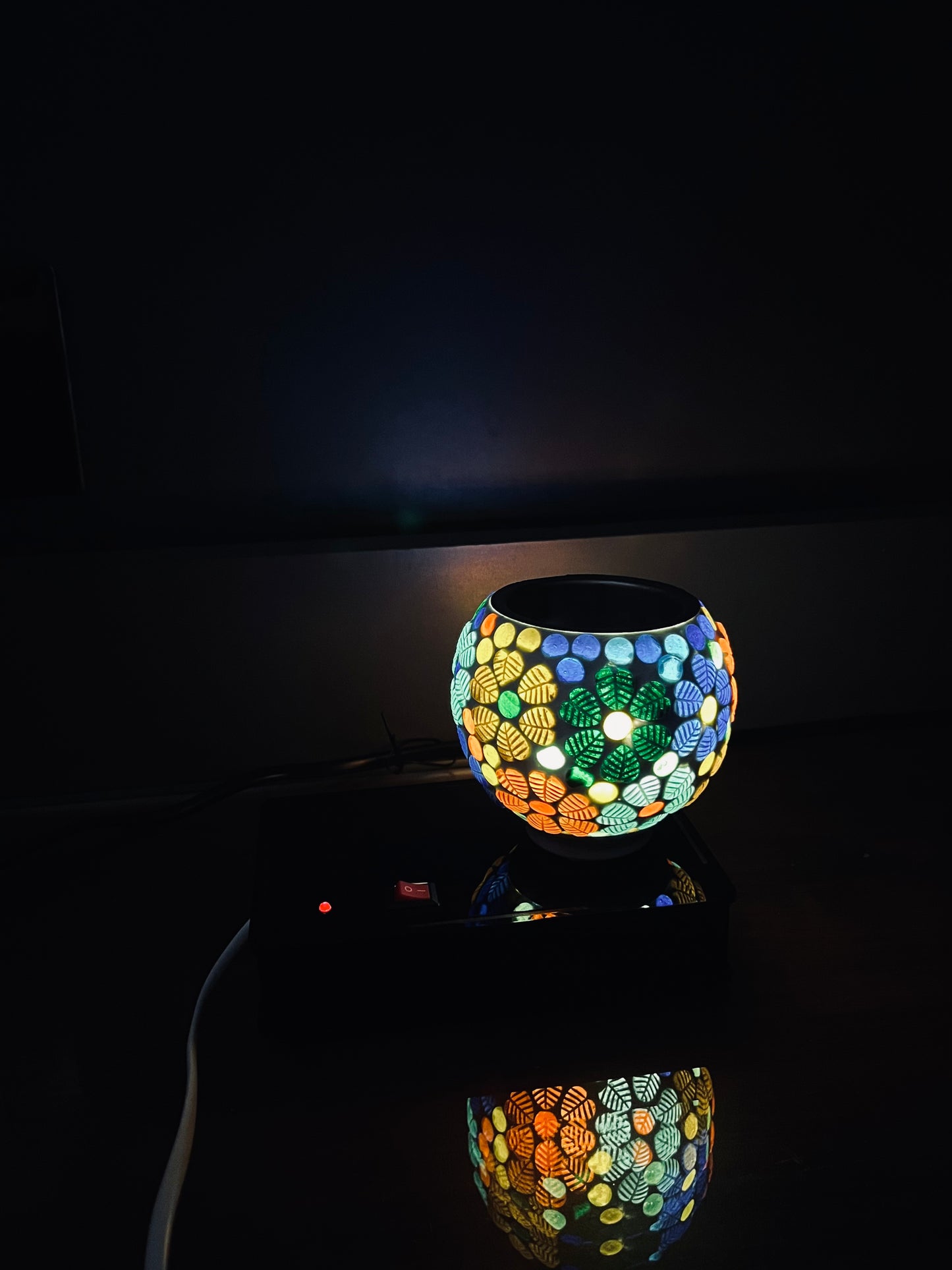 Saar Homes Premium quality Electric incense holder / Table lamp with on off button for heater