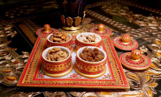 Saar Homes Handicraft Makrana White Marble Handcrafted Antique Dry Fruit Container with Tray | Serving Tray Set | Marble Dry Fruit tray Diwali Gifting Items for Friends and Family, Diwali Gift